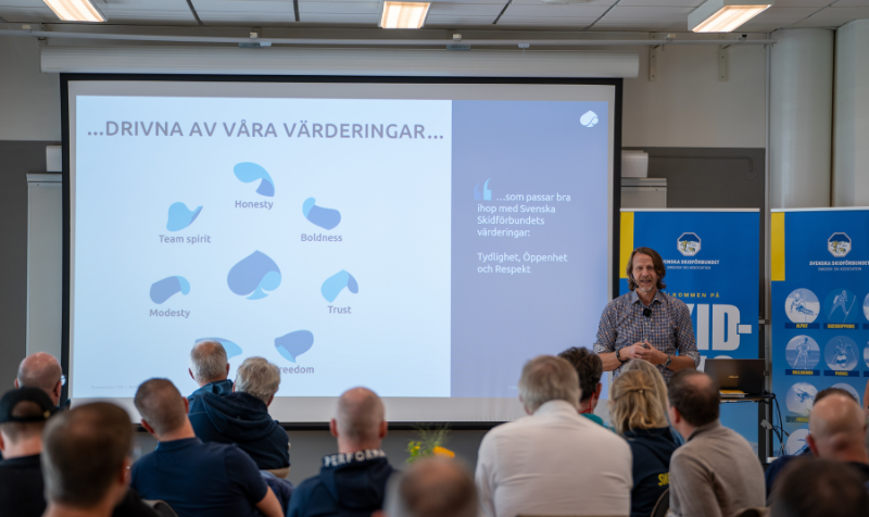 Helgen bestod av ett fullmatat schema med intressanta föreläsningar och diskussioner. Foto: Jonathan Ström. 