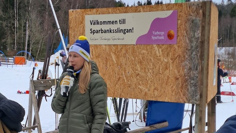 SSFs Pernilla Bonde invigde det nya snökanonsystemet i Åkulla, Varberg, under World Snow Day. 